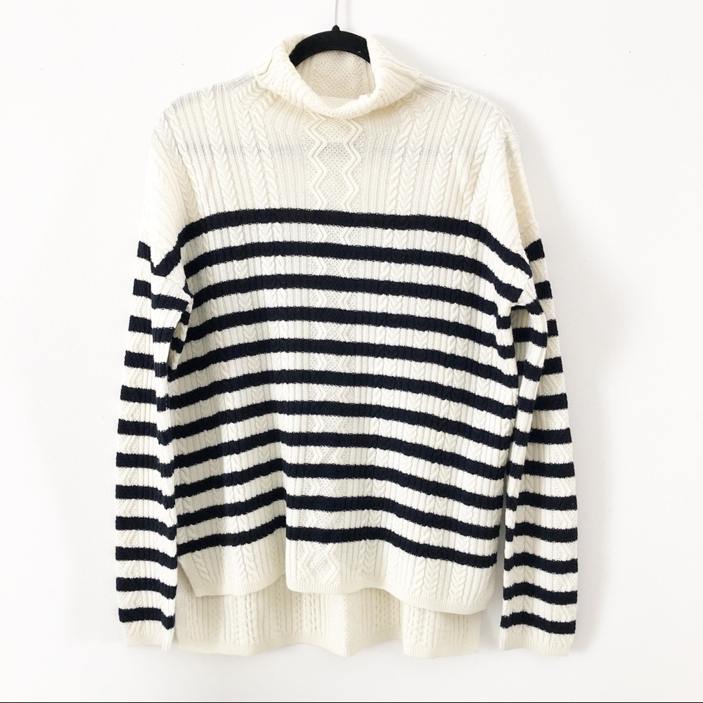 EUC Intropia Sweater, cable stripe boutique, M